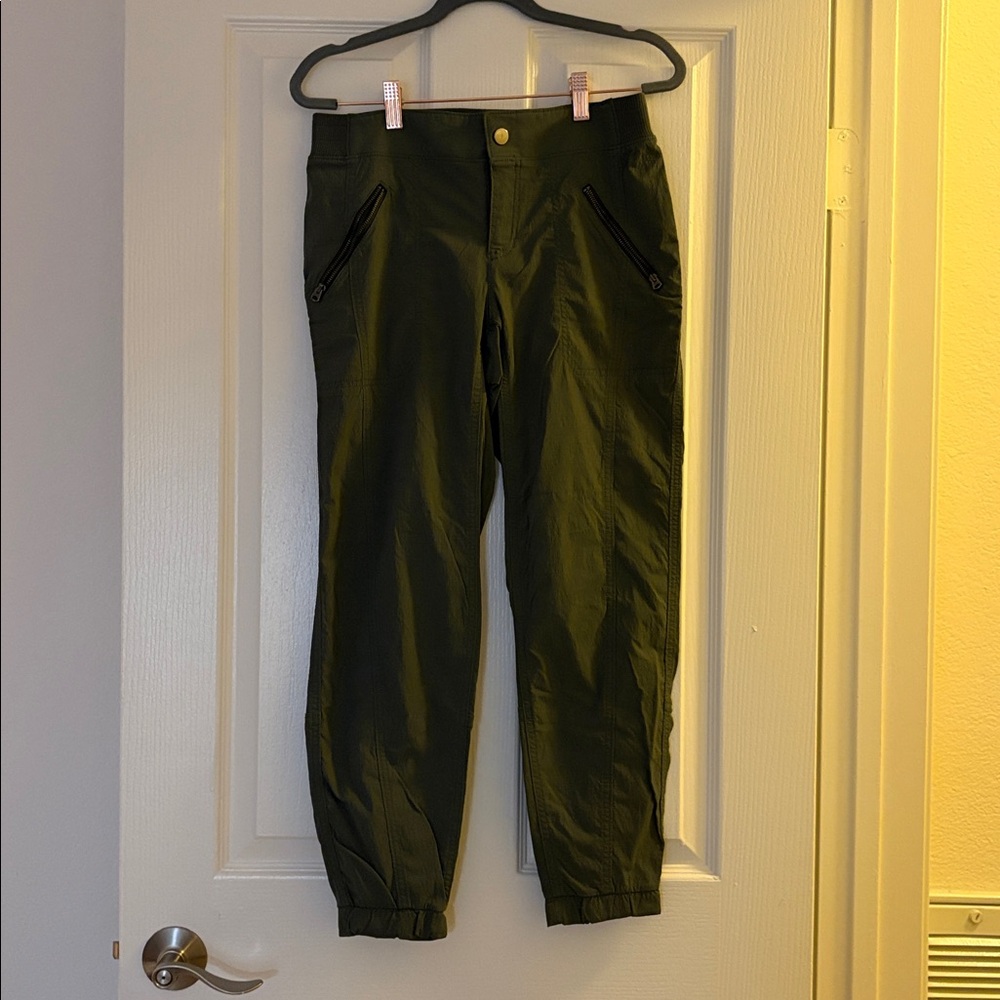Athleta Sage Green Cargo Pants